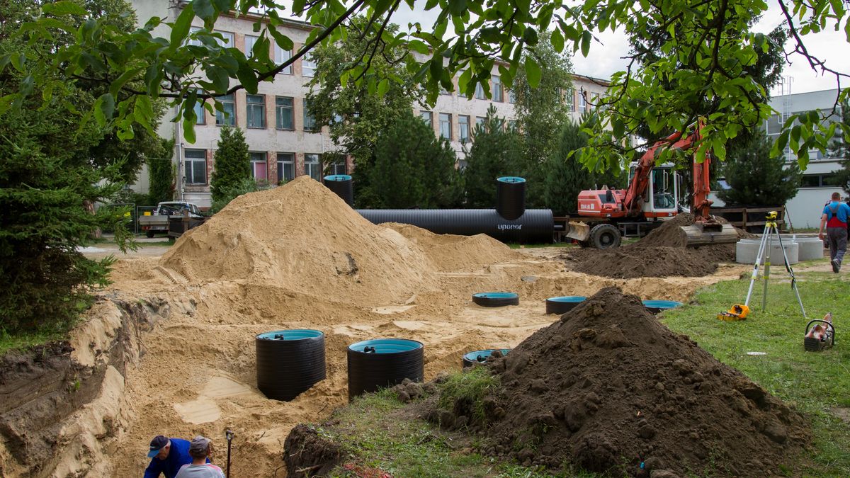 Budowa nowej kanalizacji deszczowej przy "Siedemdziesiątce"