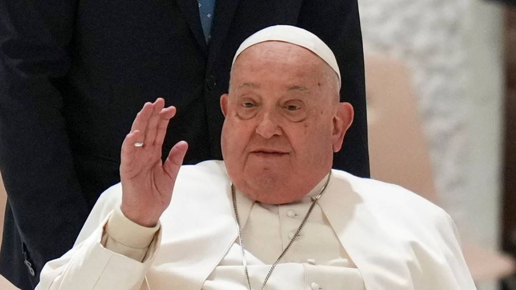 Papież Franciszek poważnie choruje 