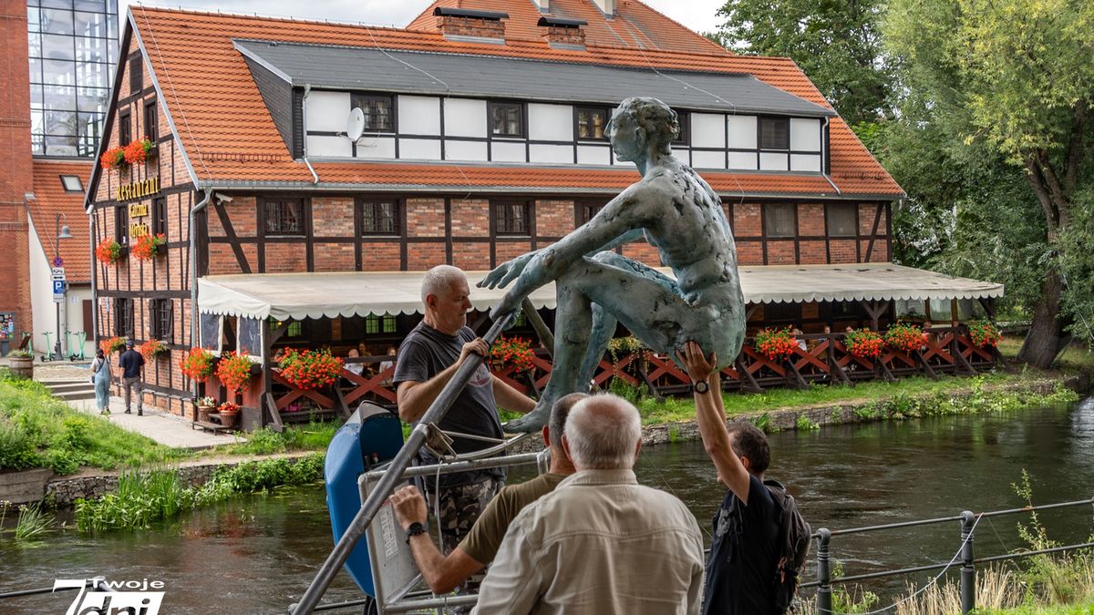 Bydgoszcz, Wioślarz, rzeźba, Wyspa Młyńska