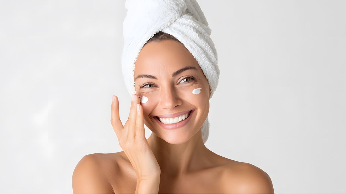 Retinol czy kwas hialuronowy po 40. roku życia?