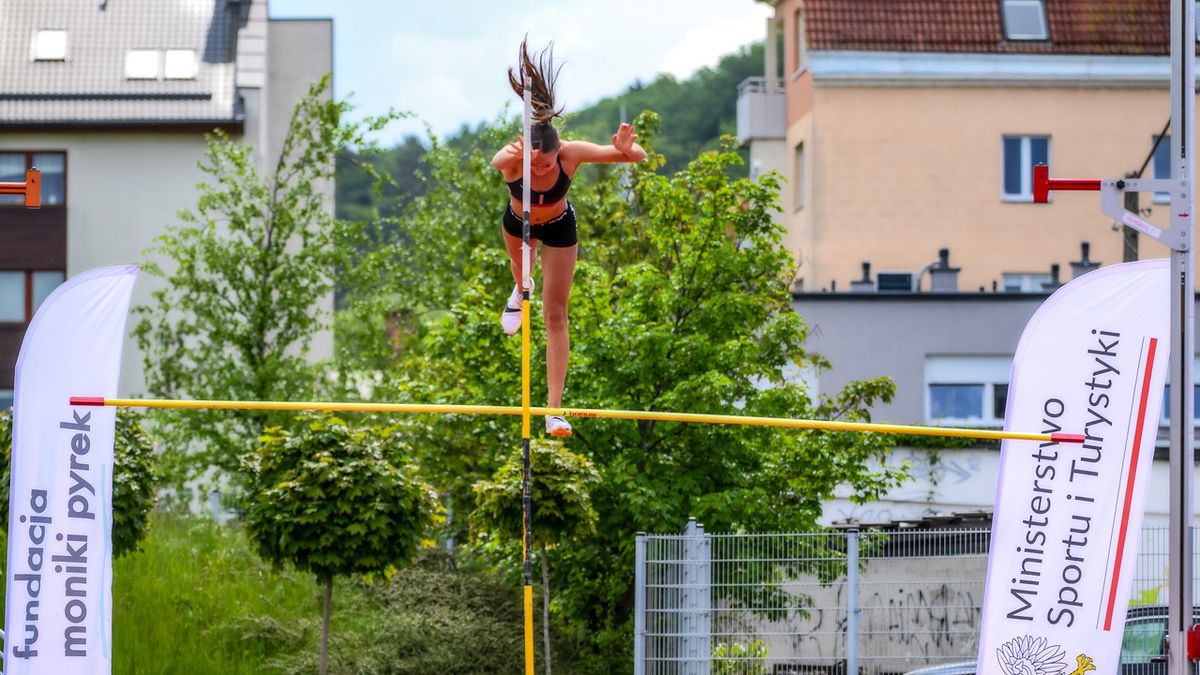 tyczkarze w poznaniu 