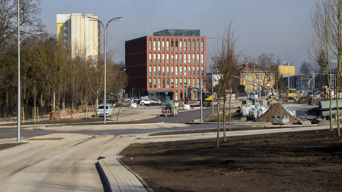 Na budowie trasy staromostowej