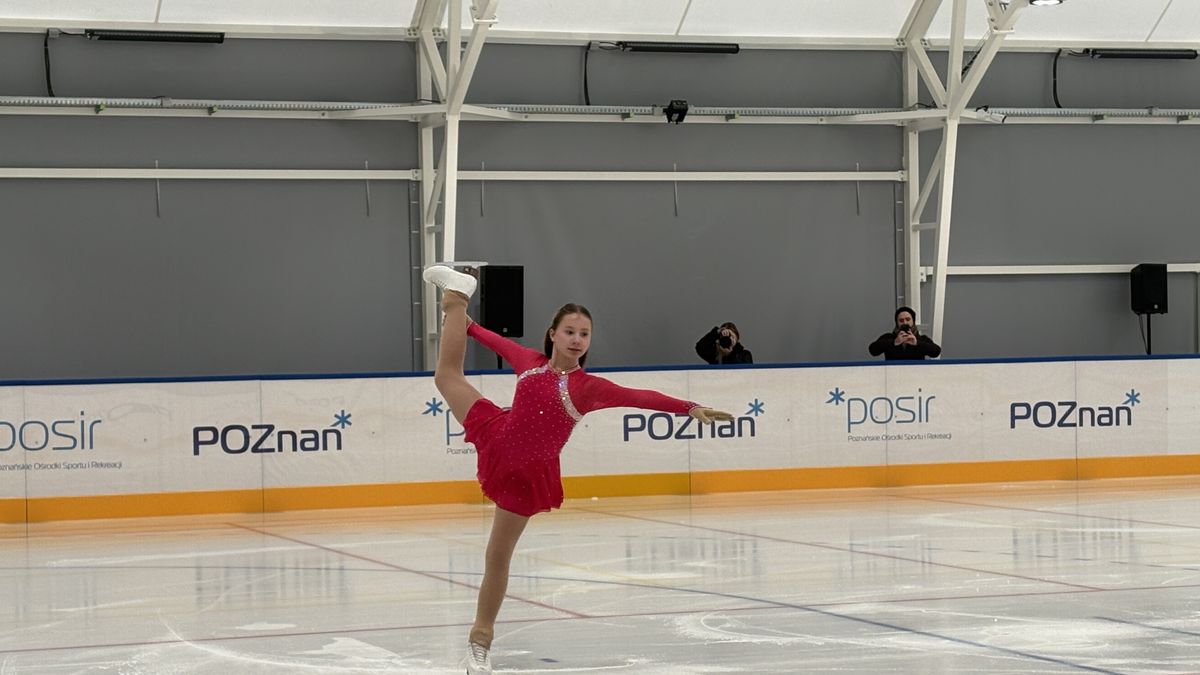 Otwarcie nowej całorocznej hali sportowej z lodowiskiem
