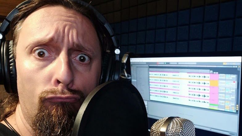 Krystian Wierzchowski w studio