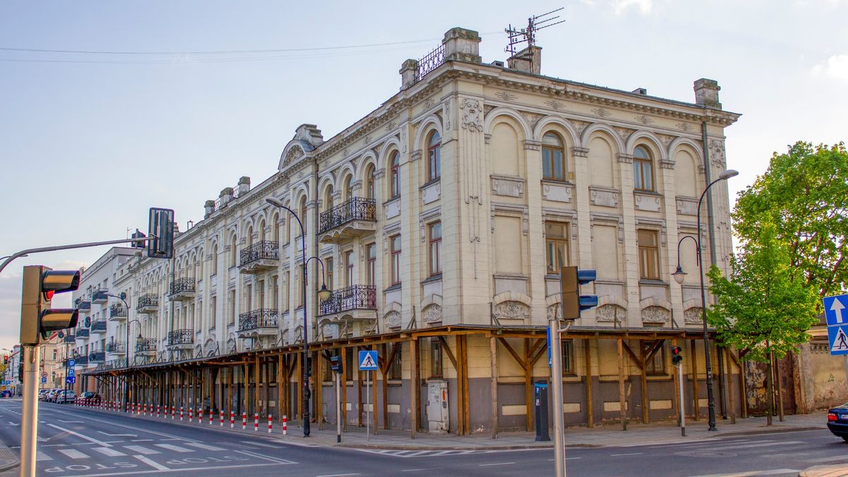 Zabytkowa kamienica zmieniła właściciela