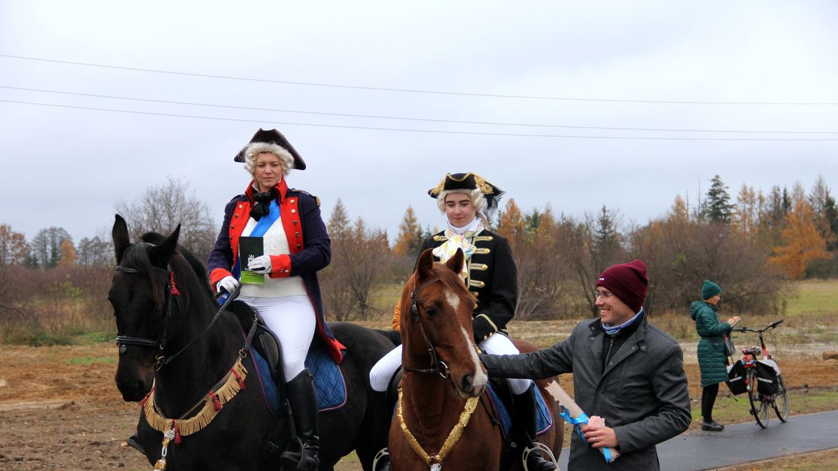 Poniatowski, droga, Trzcianka