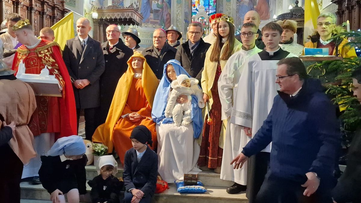 Przemarsz Orszaku Trzech Króli w Płocku.