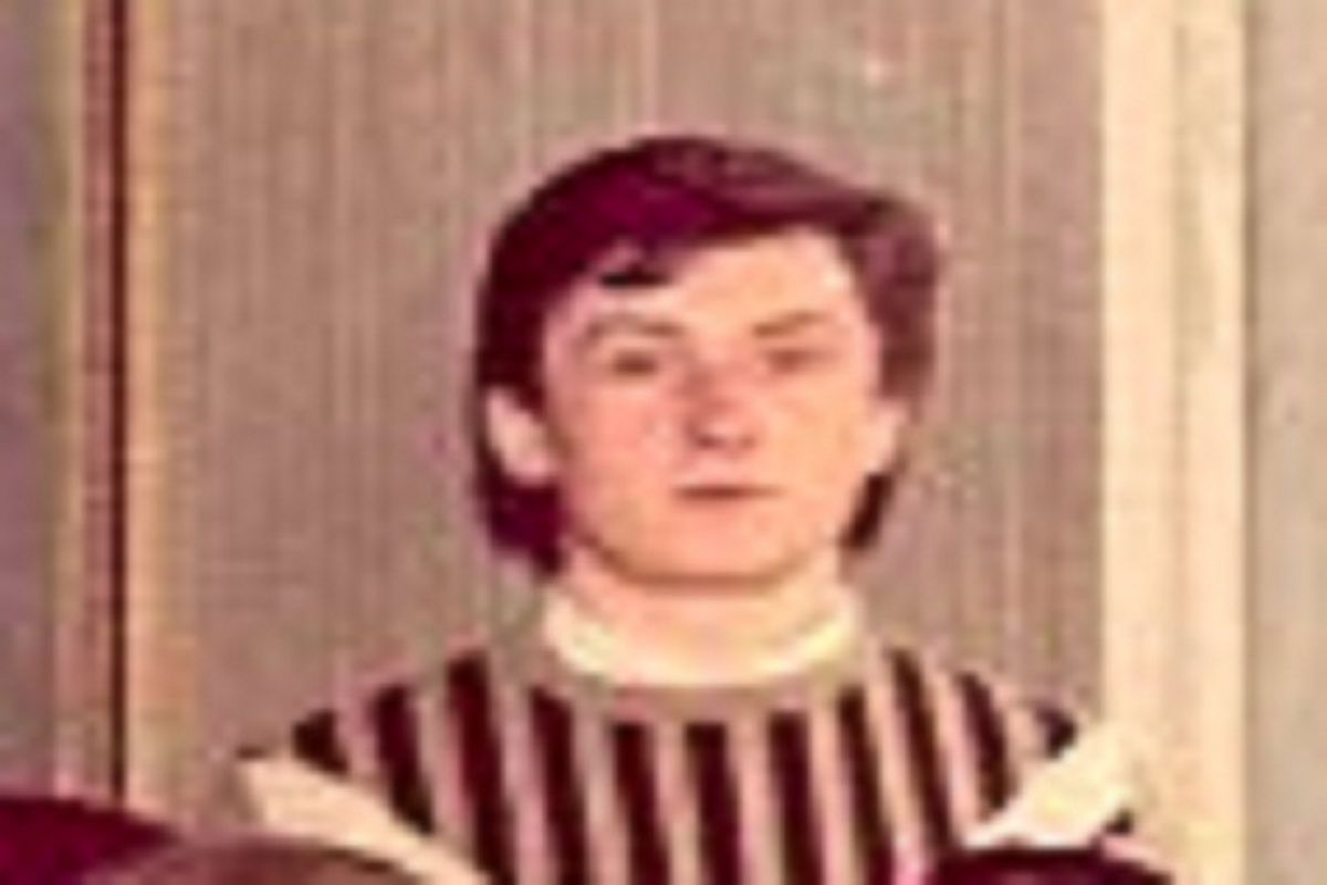 18-letni Durczok w gustownym sweterku. Dziennikarz pokazał zdjęcie z klasy maturalnej