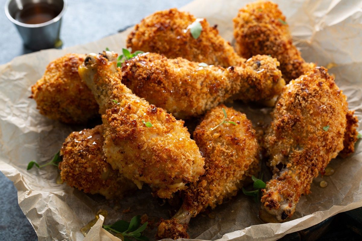 Healthy ovenbaked chicken drumsticks Crispy without the guilt