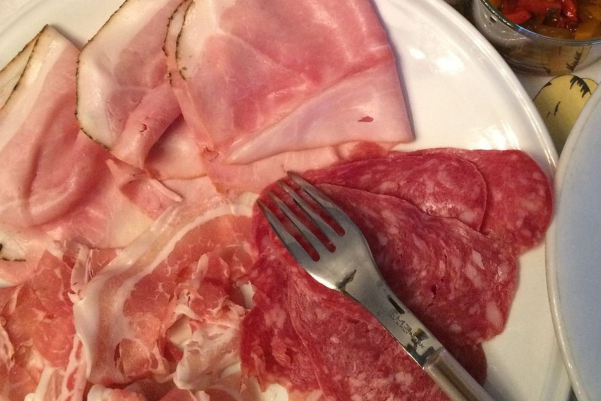 Stop throwing away your ham The right way to store cold cuts