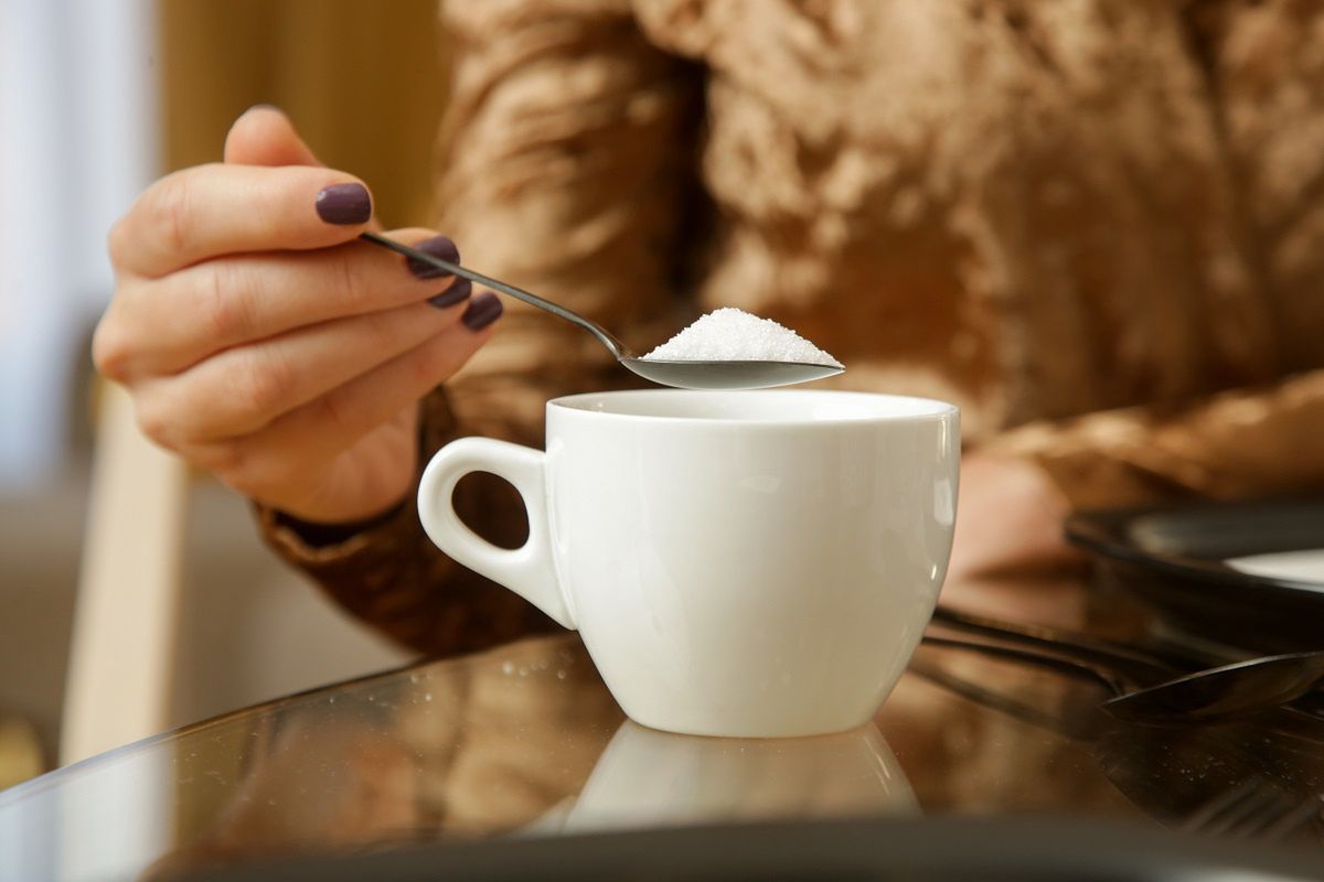 Excessive sugar consumption: the hidden signs and tips to reduce intake ...