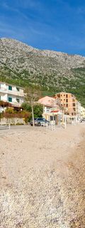 Apartment On the beach Igrane