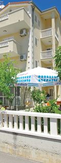 Apartmanok Parkolóhellyel Makarska - 14667