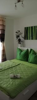 Green-leaf Apartman Eger