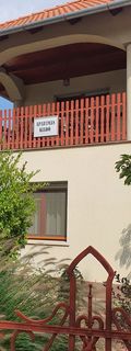 Lina Apartman Cserkeszőlő