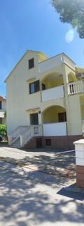 Apartmani Stanko Petrčane