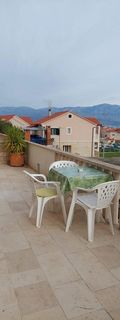 Apartmanok Parkolóhellyel Postira, Brac - 700 Postira