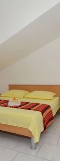 Apartmanok A Tenger Mellett Slatine, Ciovo - 12176 Slatine