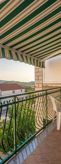 Apartmanok Parkolóhellyel Grebastica, Sibenik - 11572 Grebaštica