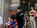 Przyjechali do Barcelony na mecz. Polak ujawnia, co się dzieje pod lokalem wyborczym