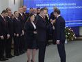 Przemysław Babiarz w Pałacu Prezydenckim. Został odznaczony