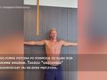 Ma sylwetkę niczym młody bóg! Zobacz sześciopak Lewandowskiego