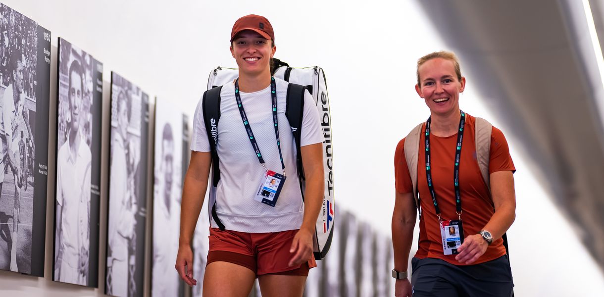 Internazionali BNL D'Italia 2024 - Day Seven
ROME, ITALY - MAY 12: Iga Swiatek of Poland and psychologist Daria Abramowicz on their way to practice on Day Seven of the Internazionali BNL D'Italia at Foro Italico on May 12, 2024 in Rome, Italy (Photo by Robert Prange/Getty Images)
Robert Prange
wta, sports, atp tour tennis