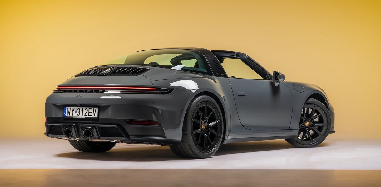 Porsche 911 Targa 4 GTS (2025)