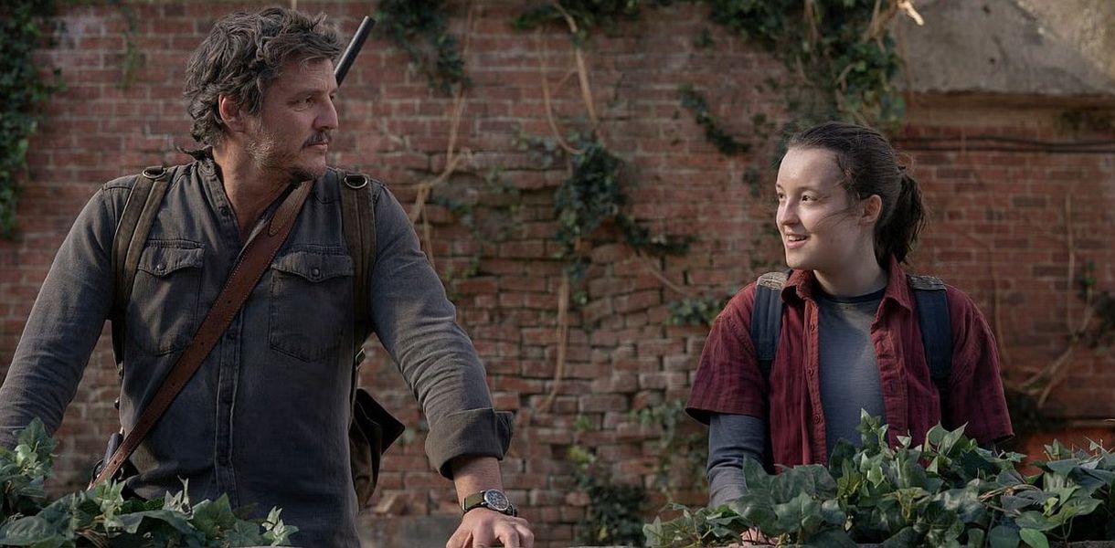 Pedro Pascal i Bella Ramsey w "The Last of Us"