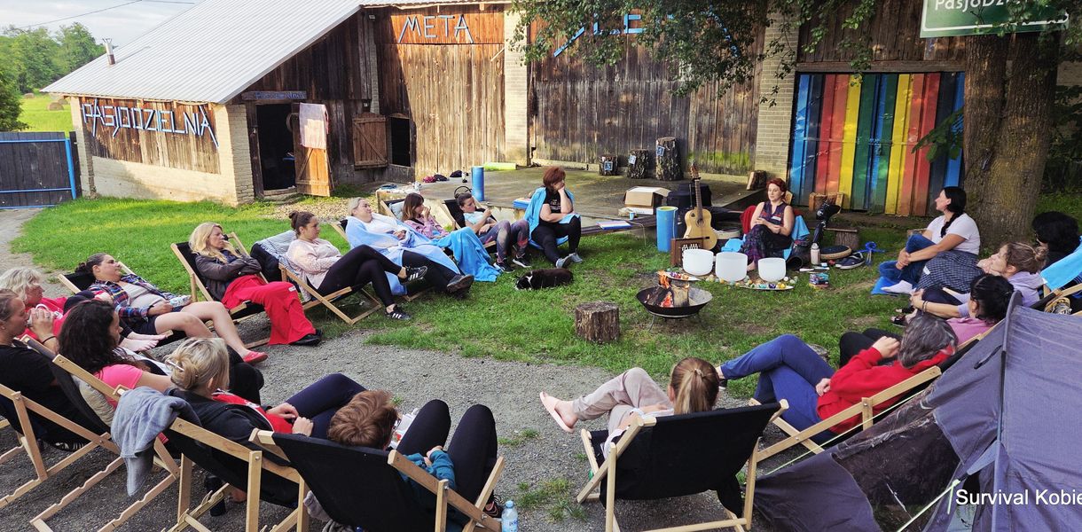 Uczestniczki zajęć prowadzonych w PasjoDzielni