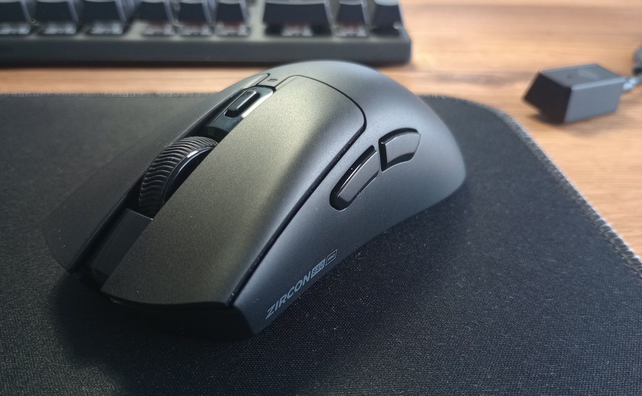 Zadowoli najbardziej wymagających graczy. Test GENESIS Zircon 880 PRO