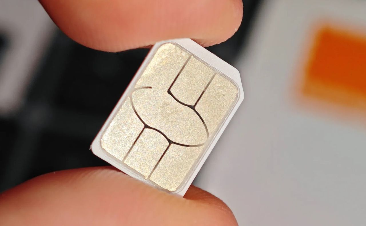 Włożyłem kartę SIM do trzech różnych telefonów. Wyniki eksperymentu mówią same za siebie