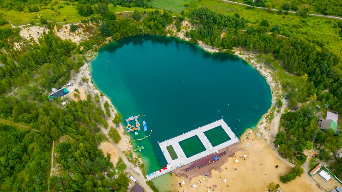 Wycieczka nad polski Balaton: woda jak w alpejskim jeziorze, złota plaża i przyjemne zaskoczenie
