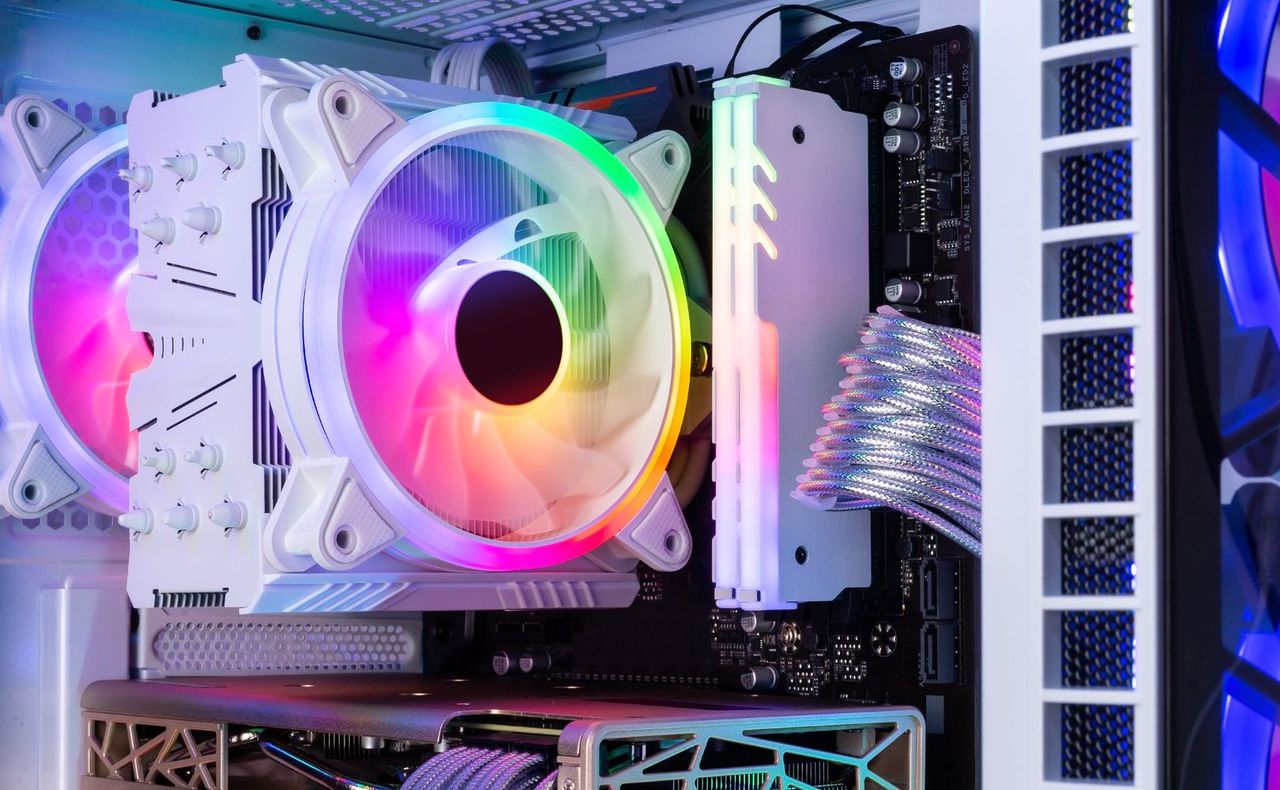 Jakie chłodzenie do procesora? Wybieramy najlepszy cooler CPU