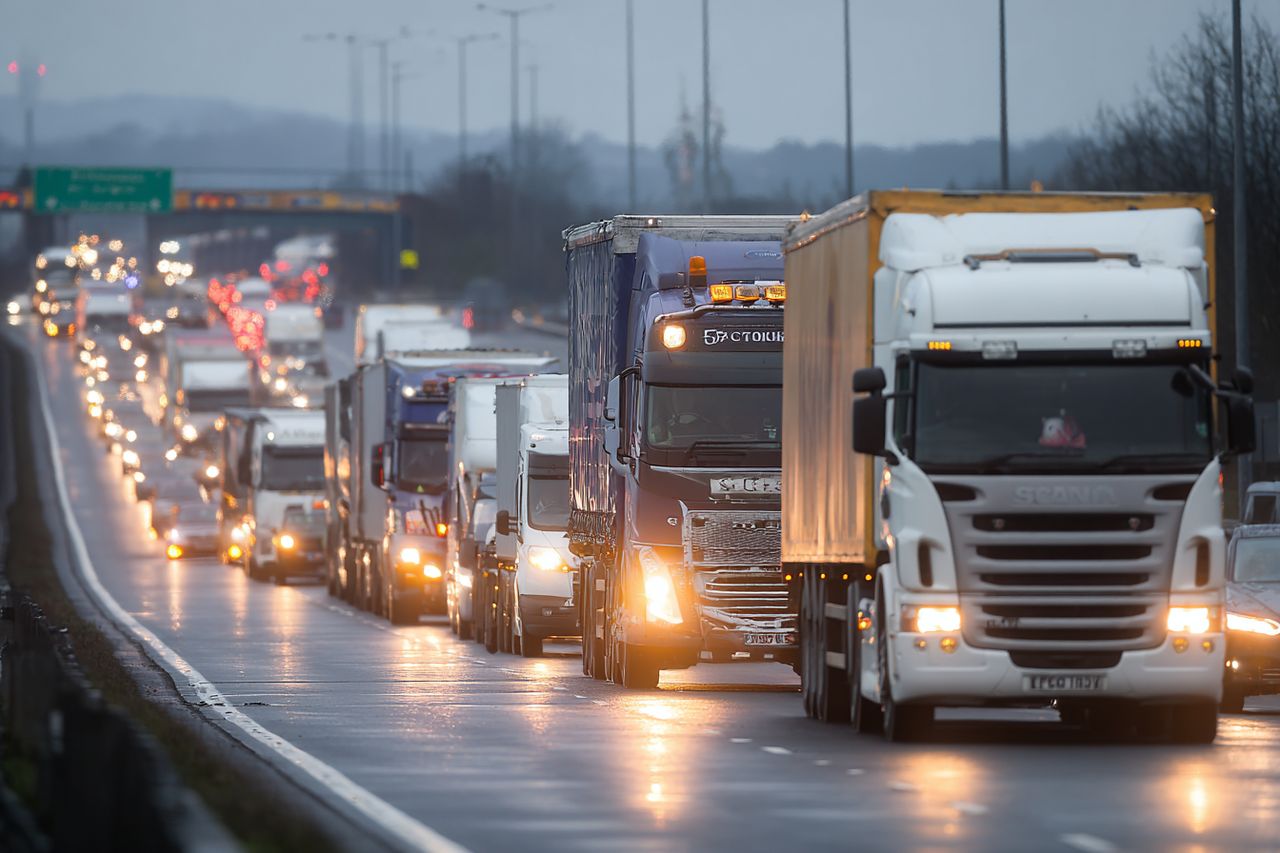 Irlandia w korkach. Kierowcy protestują przeciw drożyźnie paliw
