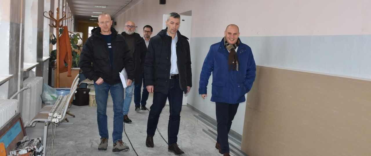 Inwestycja w przyszłość uczniów: Zespół Szkół Nr 3 zyska nowe pracownie i energooszczędny budynek