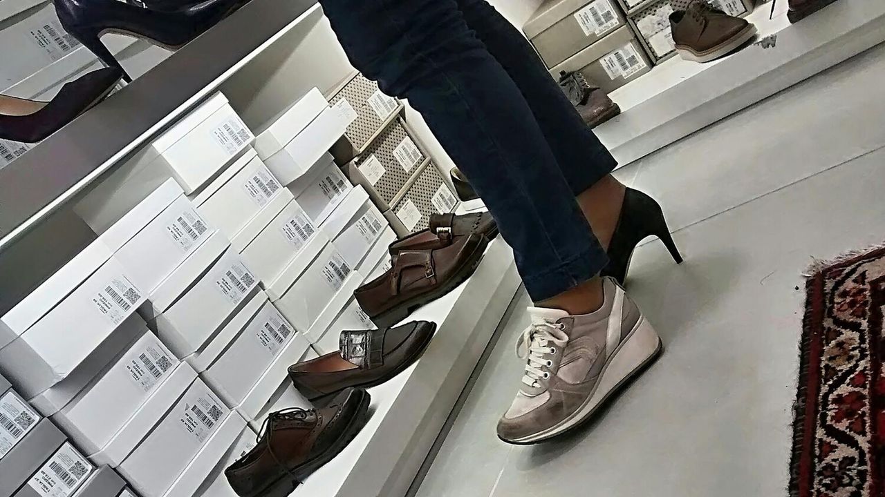 Obuwnicze hity sprzedaży: Sprawdź najgorętsze bestsellery z oferty hurtowni butów damskich