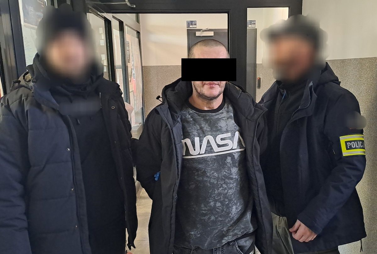 "Zatrzymany na przystanku w Zagłobie. 44-latek poszukiwany do odbycia 302 dni kary trafił do więzienia"