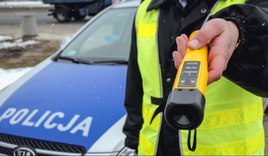 "Piłem po zdarzeniu" – wersja kierowcy nie wytrzymała konfrontacji z nagraniem