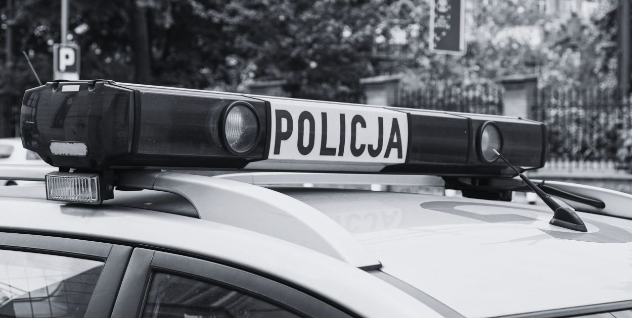 Płock: policjantki zatrzymały poszukiwanego. Skazany za brutalne pobicie trafił do więzienia!