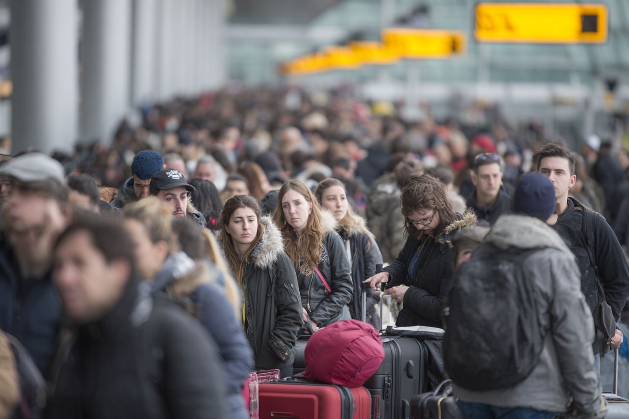Wielkanocny chaos w przestworzach: strajk obsługi naziemnej paraliżuje hiszpańskie lotniska
