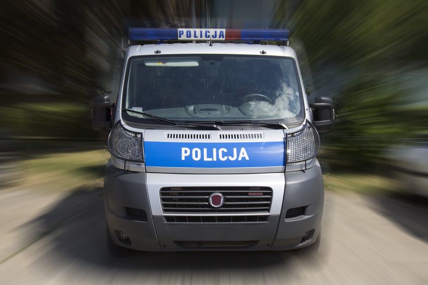 Kradzież paliwa z maszyn drogowych w gminie Ożarów. Straty oszacowano na około 2 tys. zł