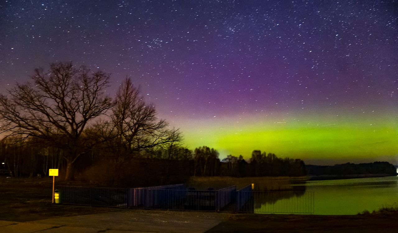 Zorza polarna znów nad Piłą. Udało się ją uchwycić!