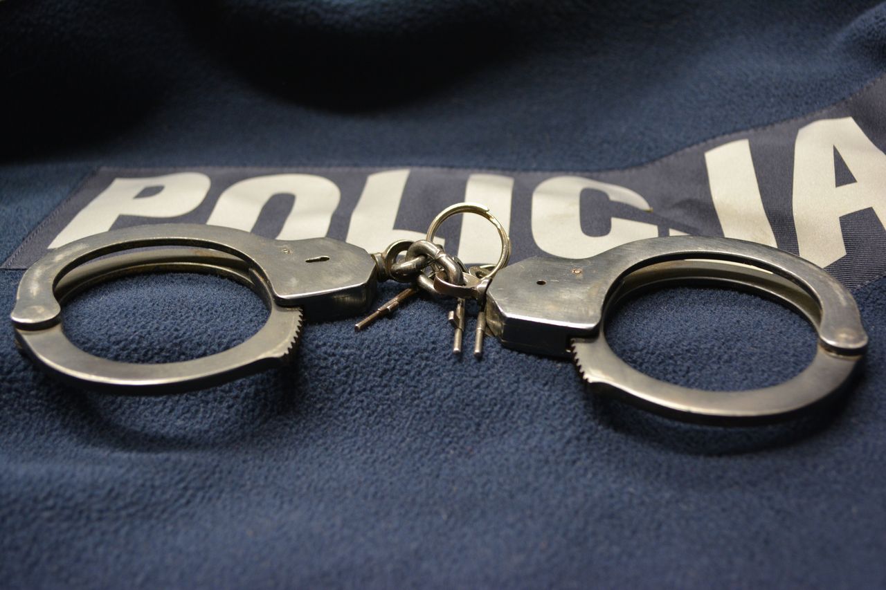 Nieuczciwy znalazca z Ostrowca usłyszał zarzuty. Chodzi o 1500 złotych