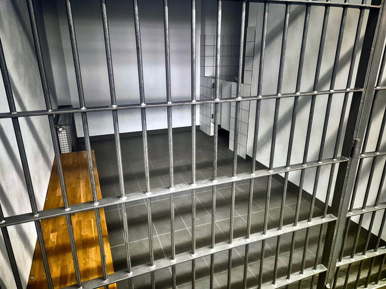 Nagrywał kobietę w szpitalnej toalecie. 52-latkowi grozi do 5 lat więzienia