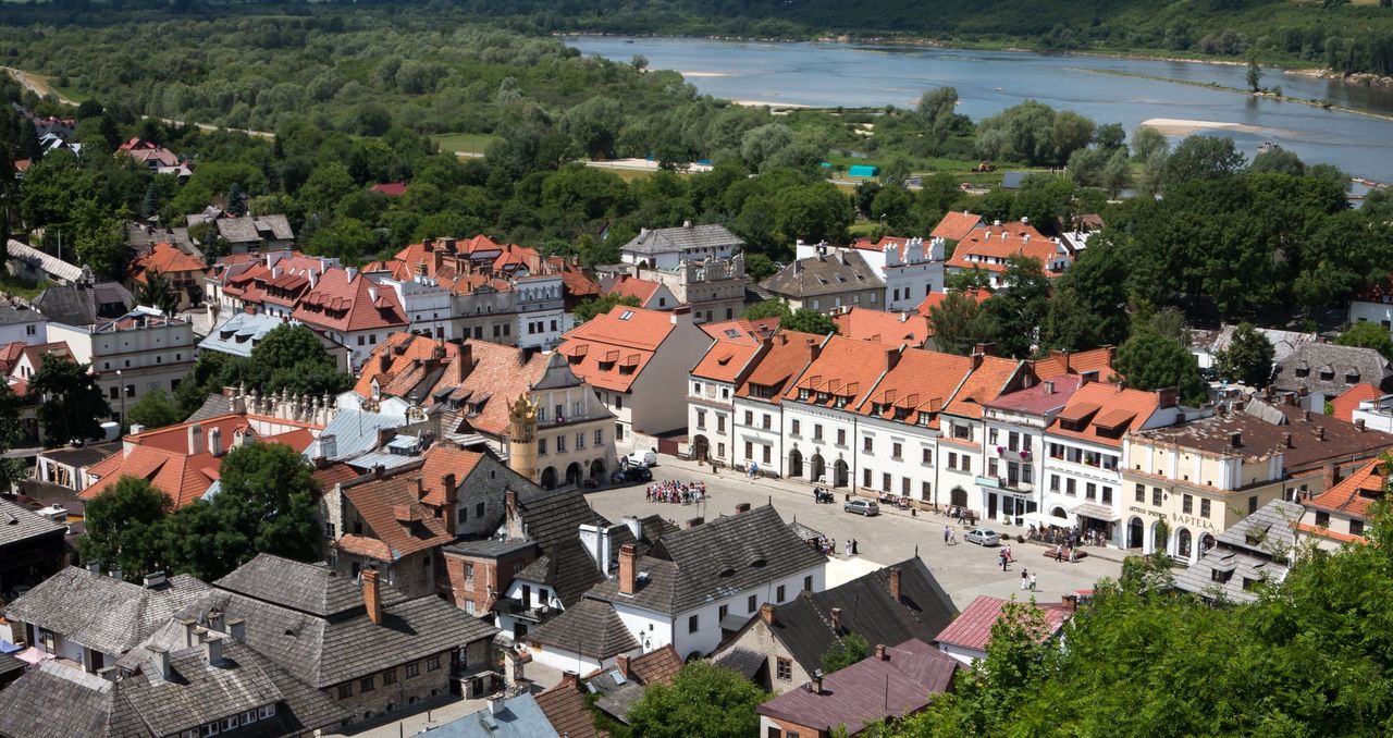 Tu czas płynie wolniej. 6 polskich miasteczek idealnych na spokojny weekend