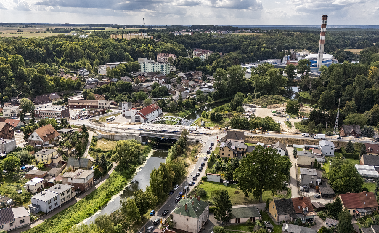Raport z DK 11 w Ujściu: gigantyczne korki przez remont mostów