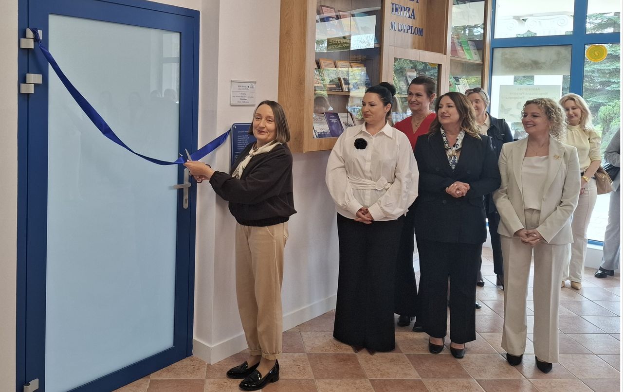 Uroczyście otwarto wyremontowaną bibliotekę akademicką w Ostrowcu Świętokrzyskim