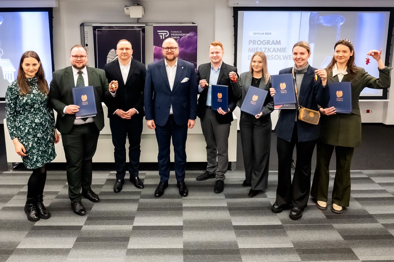 Oni otrzymali "mieszkania dla absolwenta" - krok ku dorosłości będzie prostszy