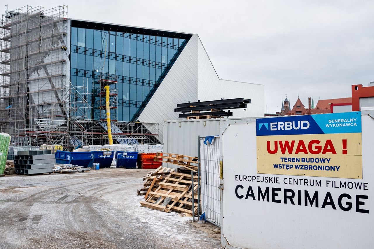 Na budowie studia filmowego ECF Camerimage [fotorelacja]